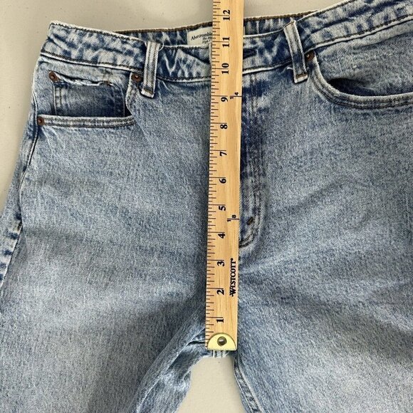 Abercrombie & Fitch The Mom High Rise Blue Jeans Size 28 Distressed Stretch - Picture 6 of 9
